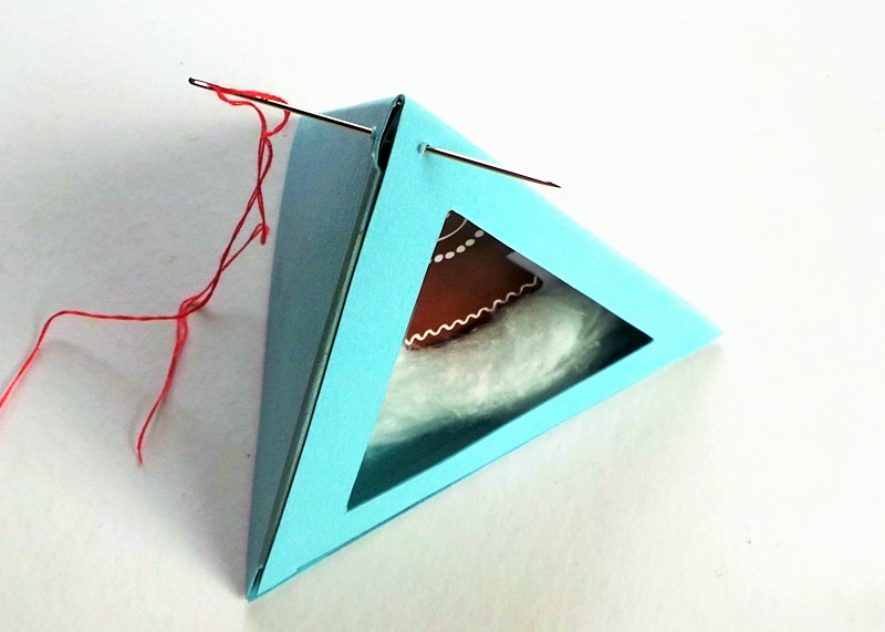 A Winter Scene Triangle Ornament (With Template) at Jennifer Grace Creates